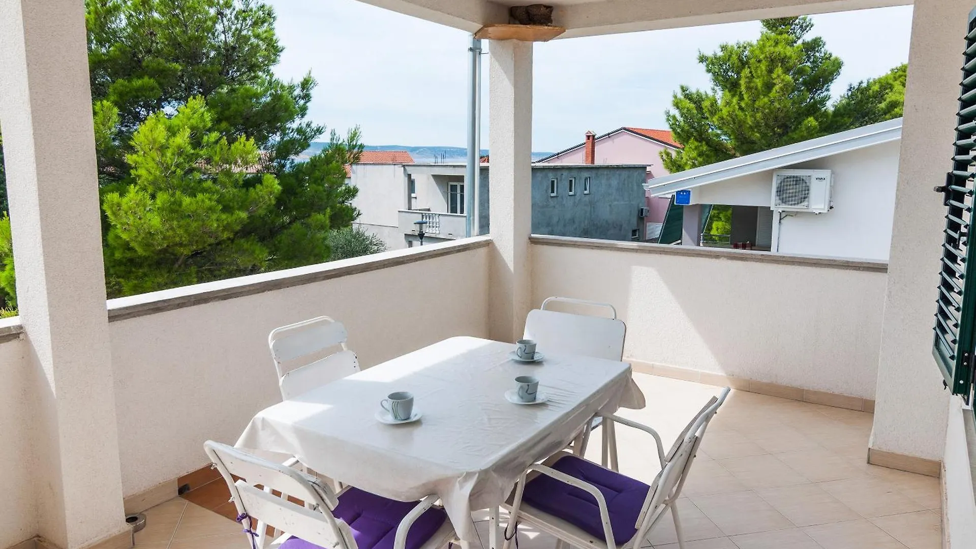Apartman Iva-Family Holiday 250 M From Pebble Beach Seline 0*,  Kroatien
